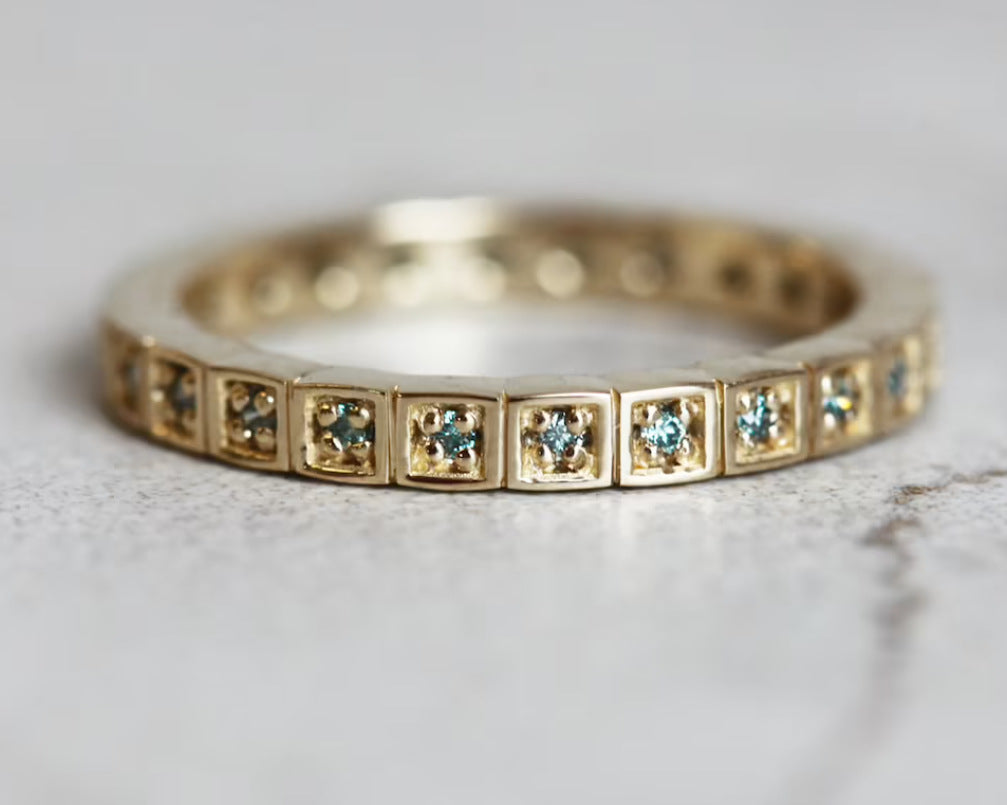 Classic Set with Timeless Appeal