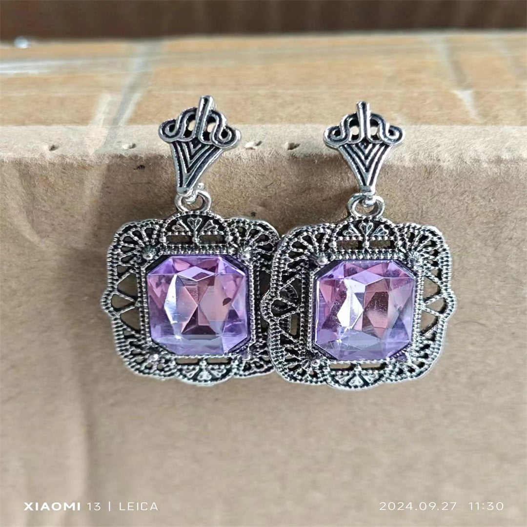 Classic Earring with Timeless Appeal