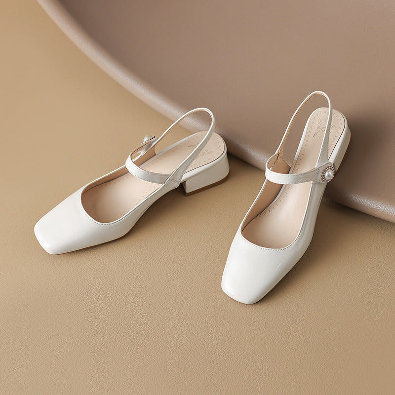 Graceful Orthopedic Sandals for Modern Look