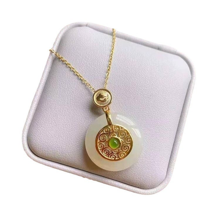 Classic Gold Necklace with Timeless Appeal