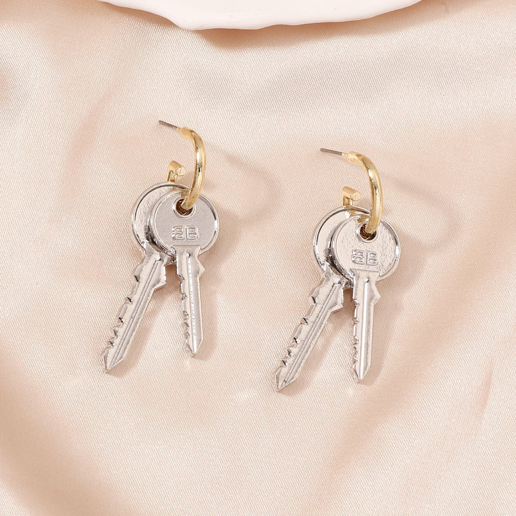Vintage Handmade Earring