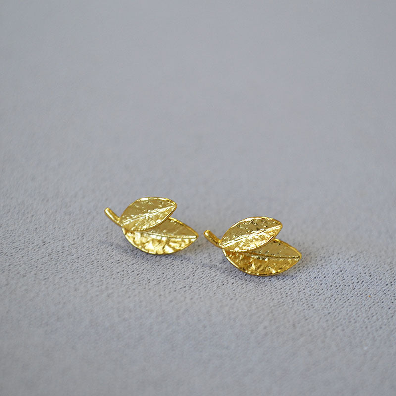Vintage Handmade Gold Earring