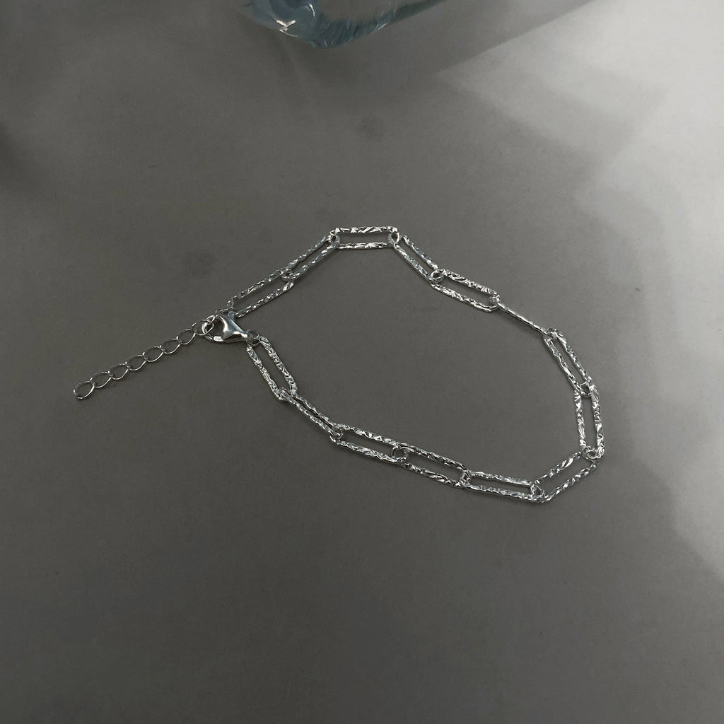 Charming Piece for Any Occasion