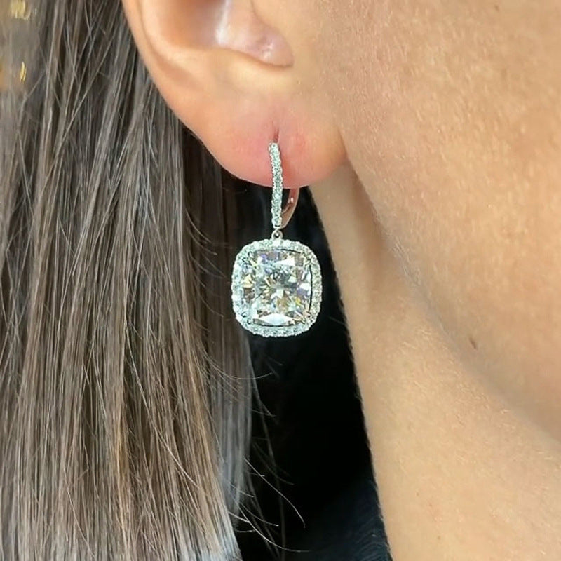 Classic Earring with Timeless Appeal