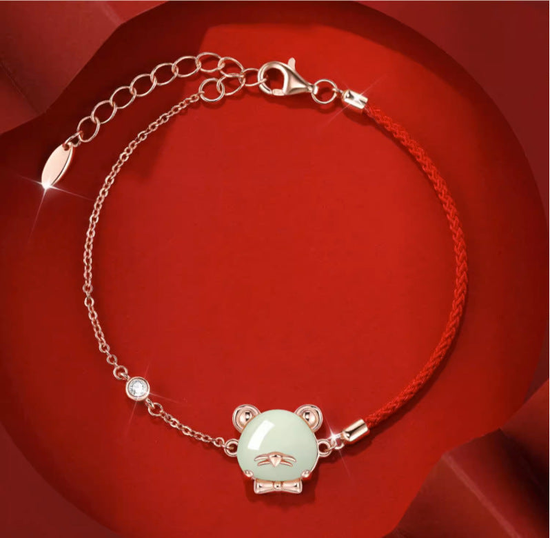 Stunning Necklace for Daily Wear