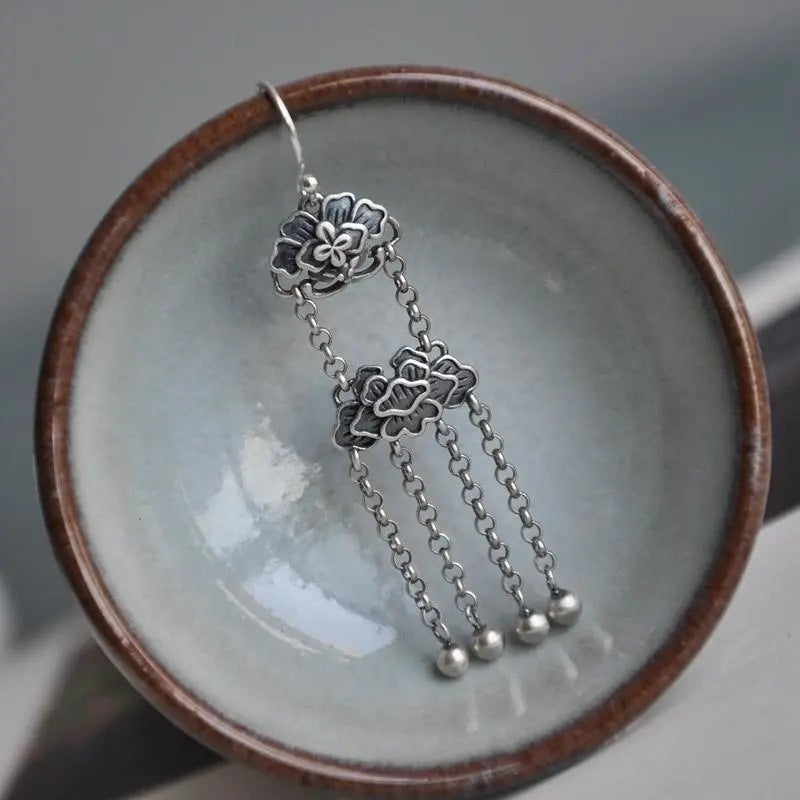 Stunning Gold Earring for Daily Wear