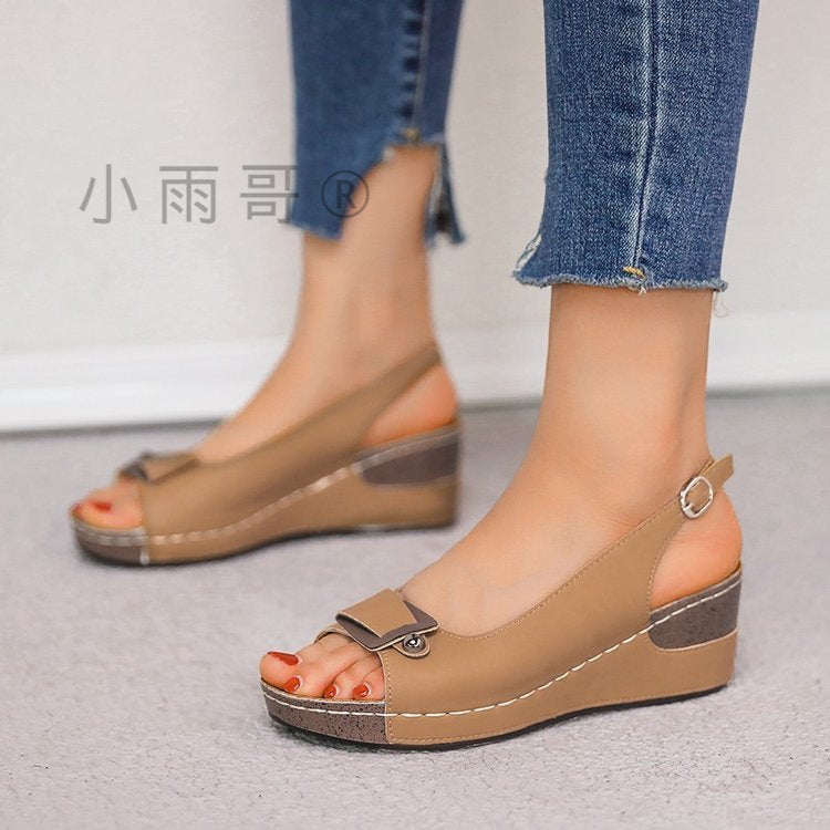 Graceful Orthopedic Sandals for Modern Look