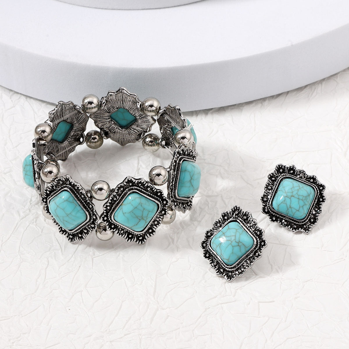 Romantic Earring for Special Moments