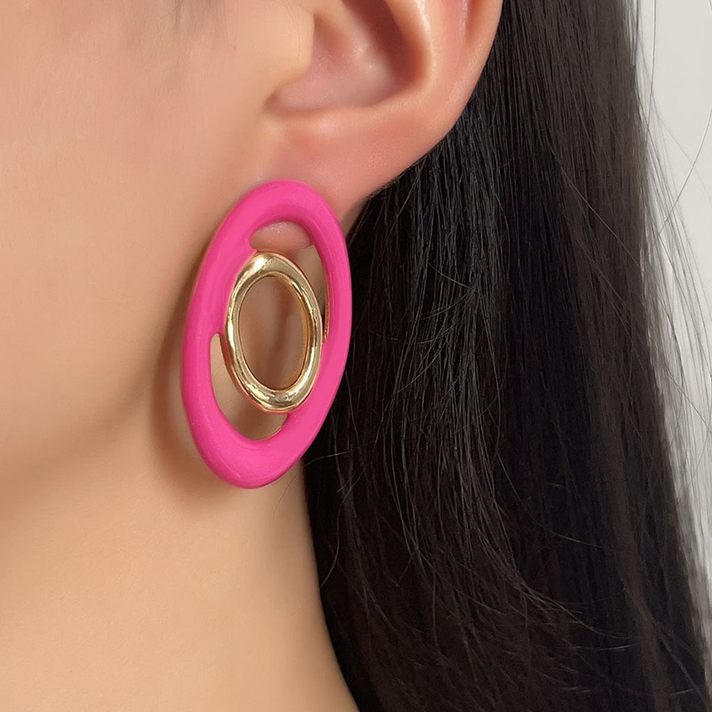 Charming Earring for Any Occasion