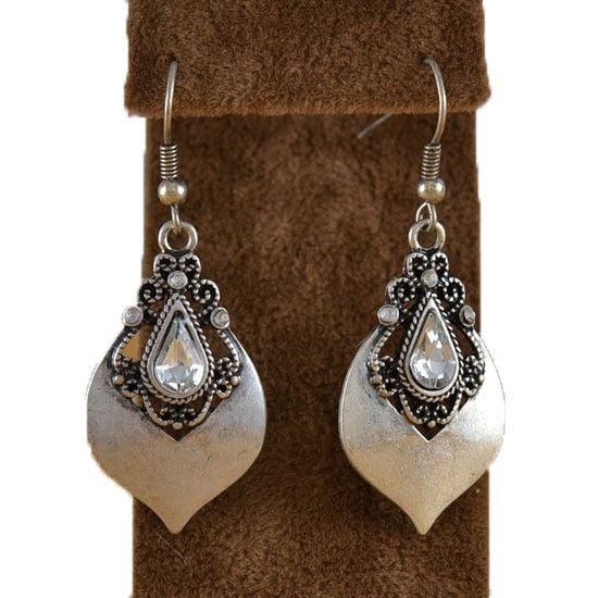 Romantic Earring for Special Moments