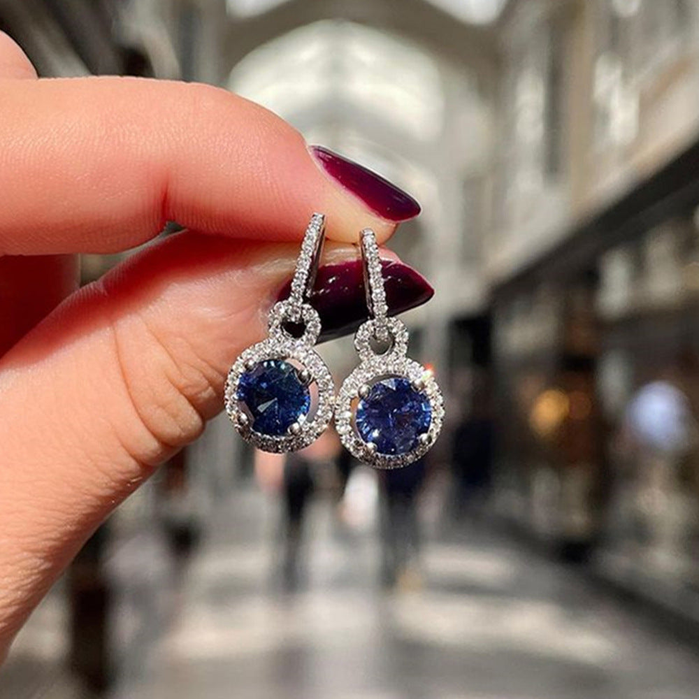 Elegant Earring for Every Occasion