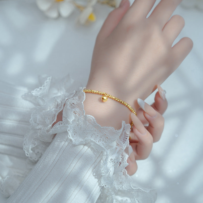 Charming Gold Bracelet for Any Occasion