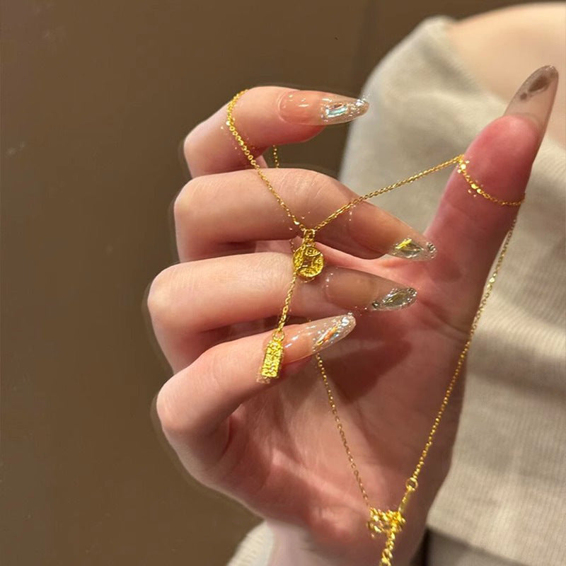 Stunning Gold Necklace for Daily Wear