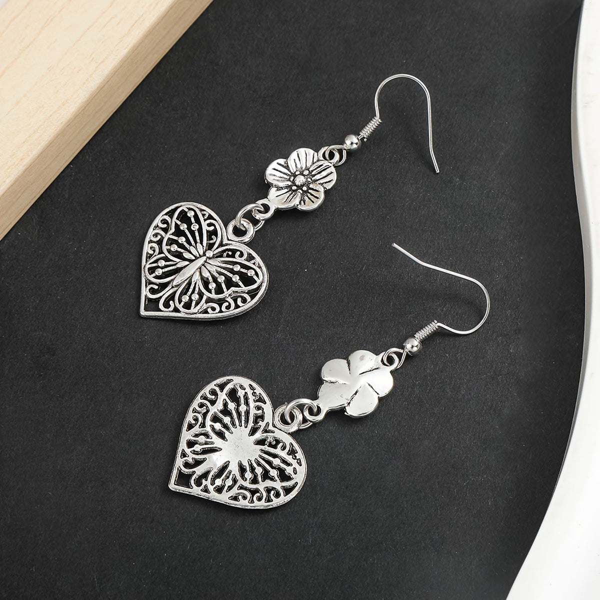 Stunning Earring for Daily Wear