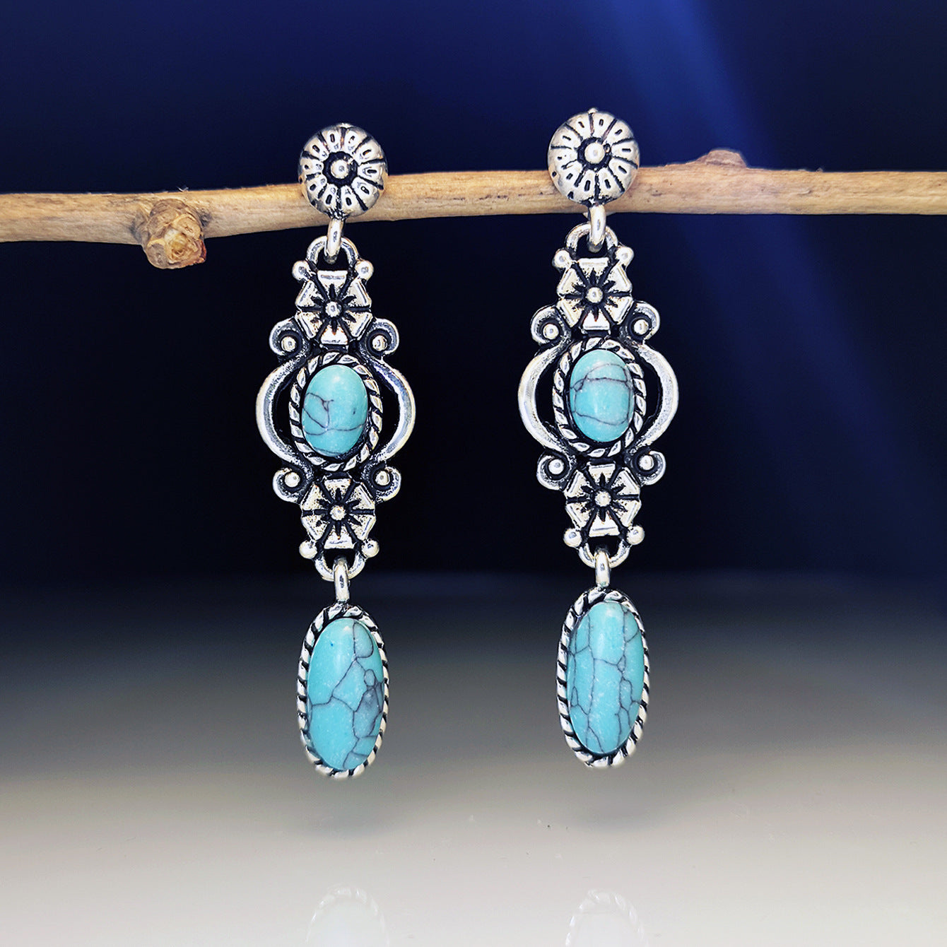 Stunning Earring for Daily Wear