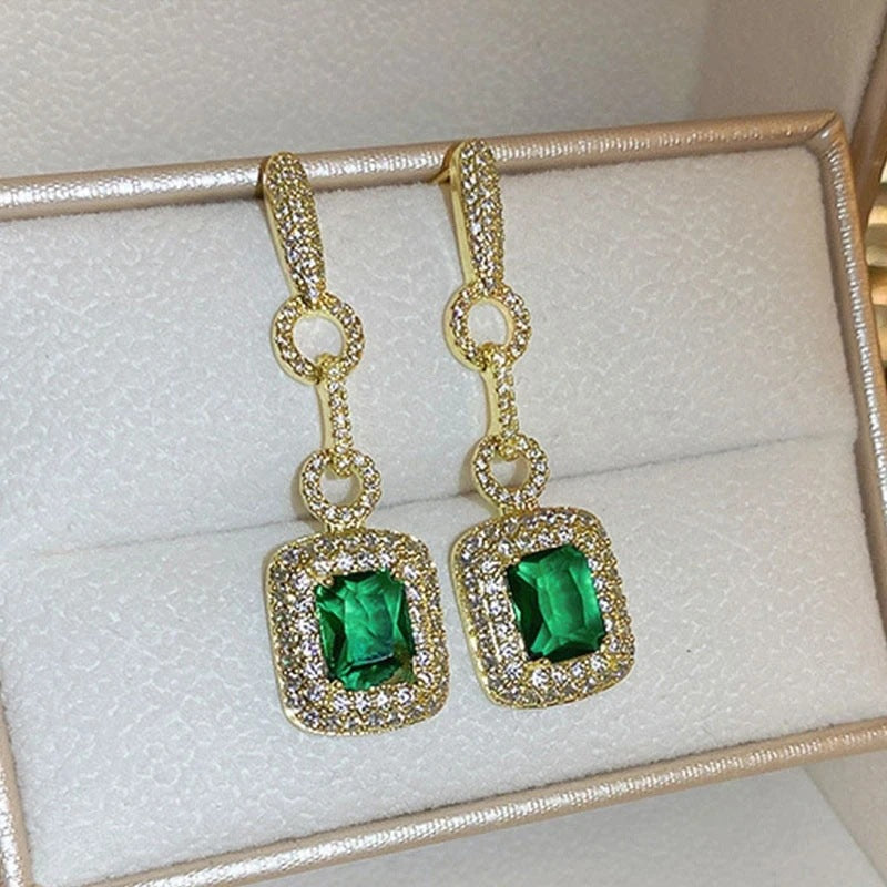 Classic Earring with Timeless Appeal