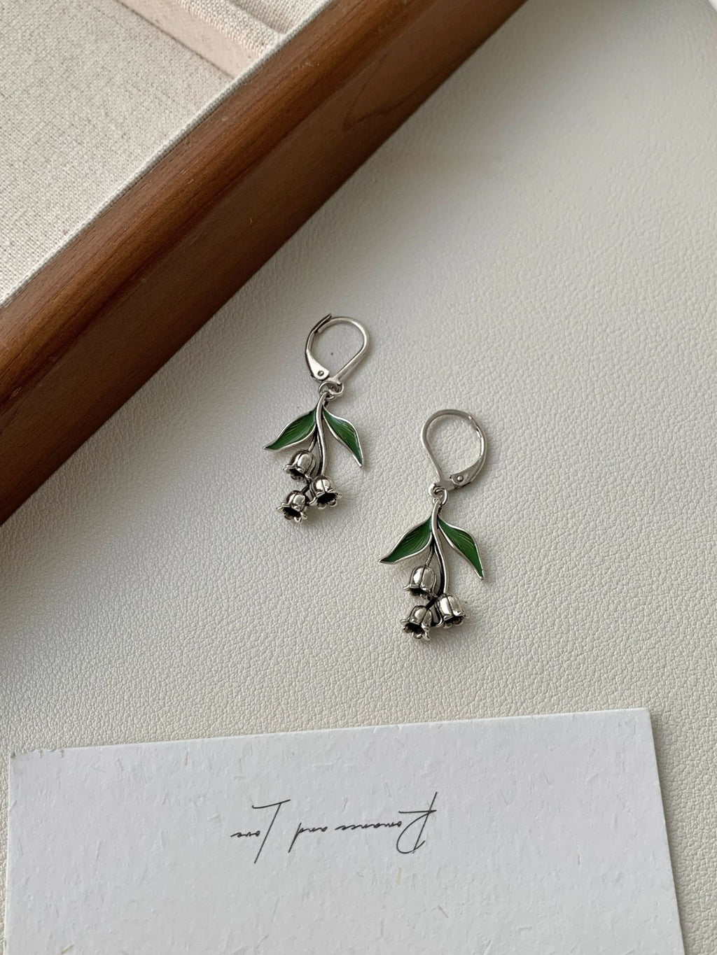 Stunning Earring for Daily Wear