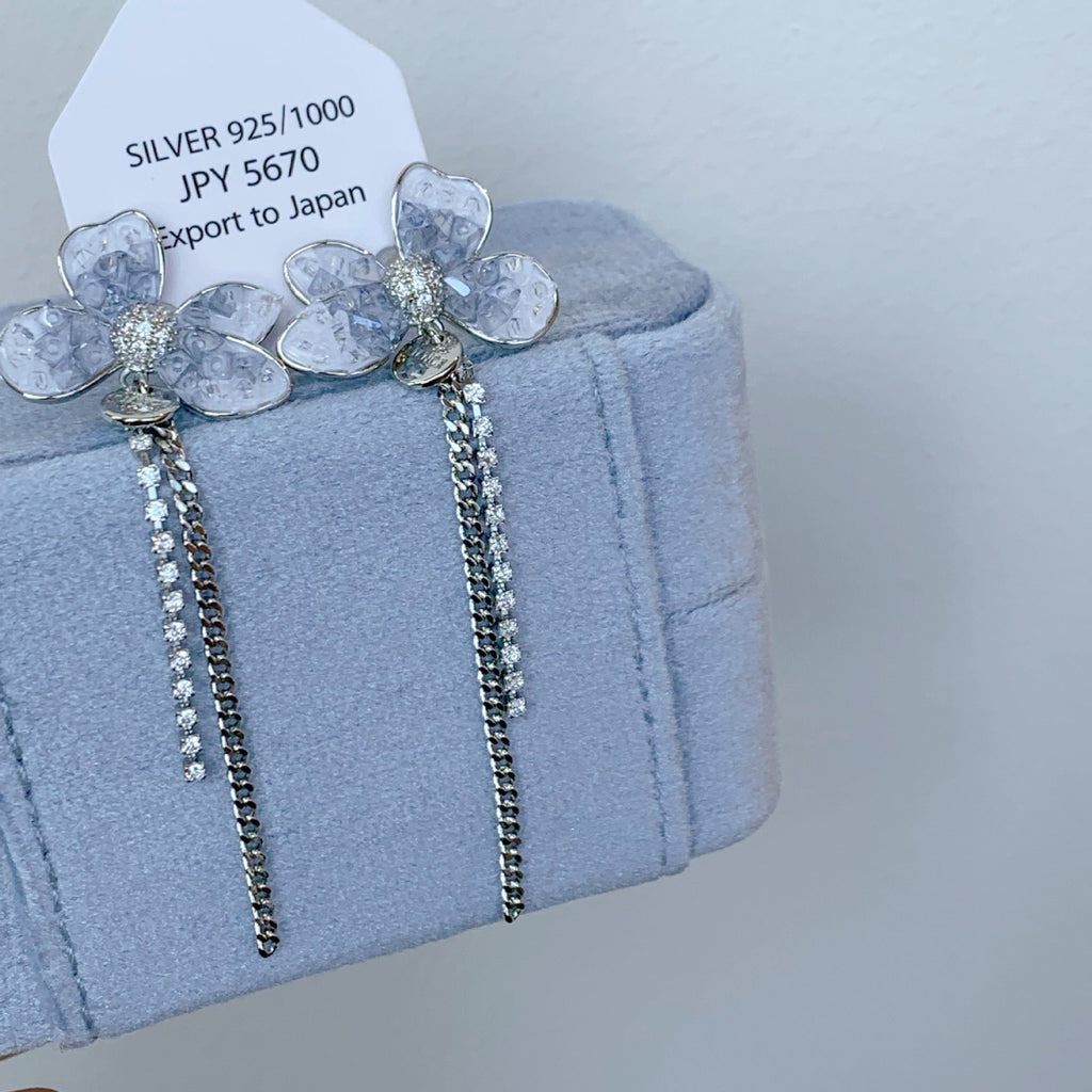 Elegant Earring for Every Occasion