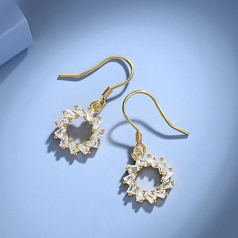 Stunning Earring for Daily Wear
