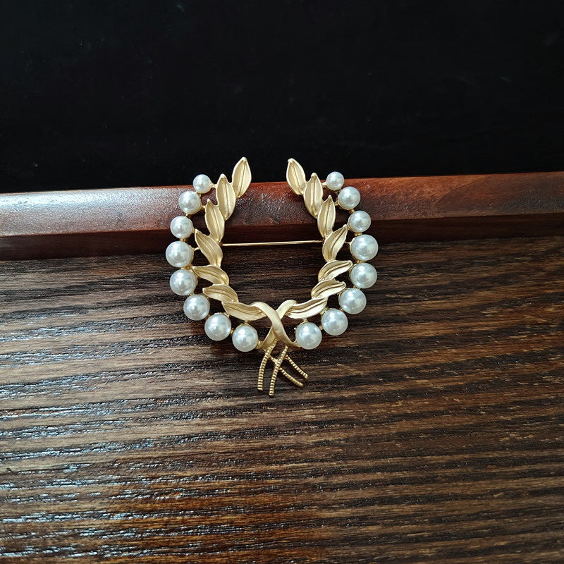 Vintage Handmade Pearl Piece