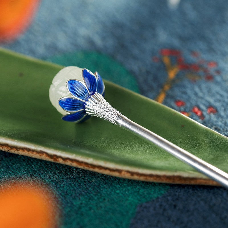 Beautiful Silver Piece with Unique Style