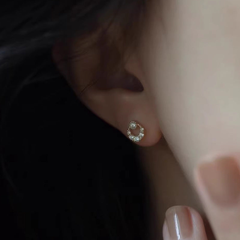 Beautiful Earring with Unique Style