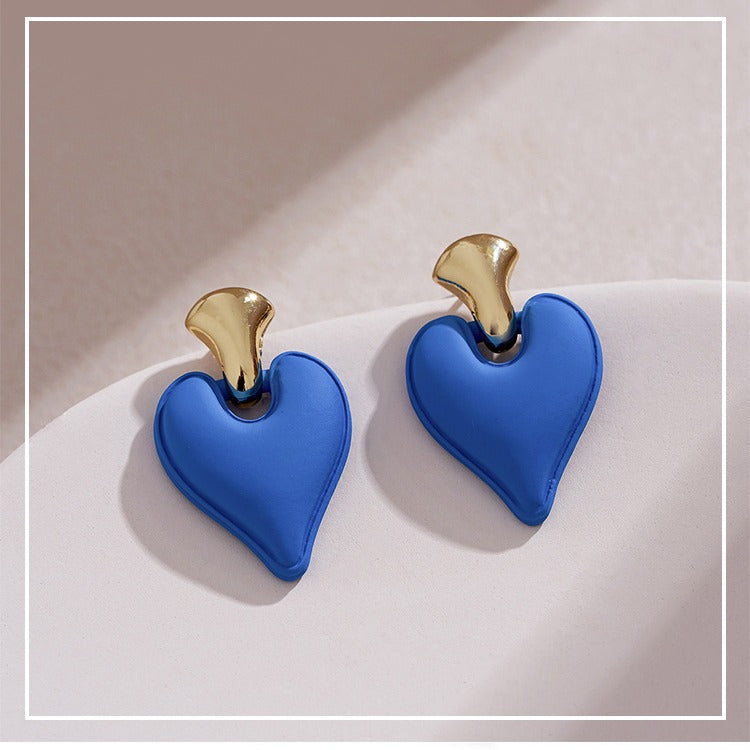 Classic Earring with Timeless Appeal