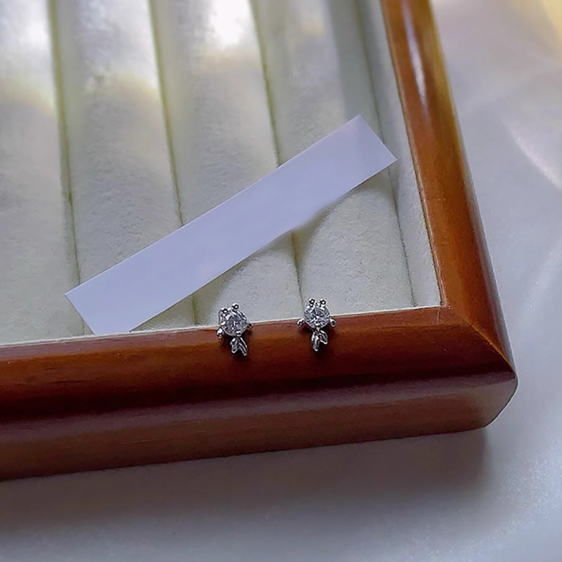 Delicate Artisan Gold Earring