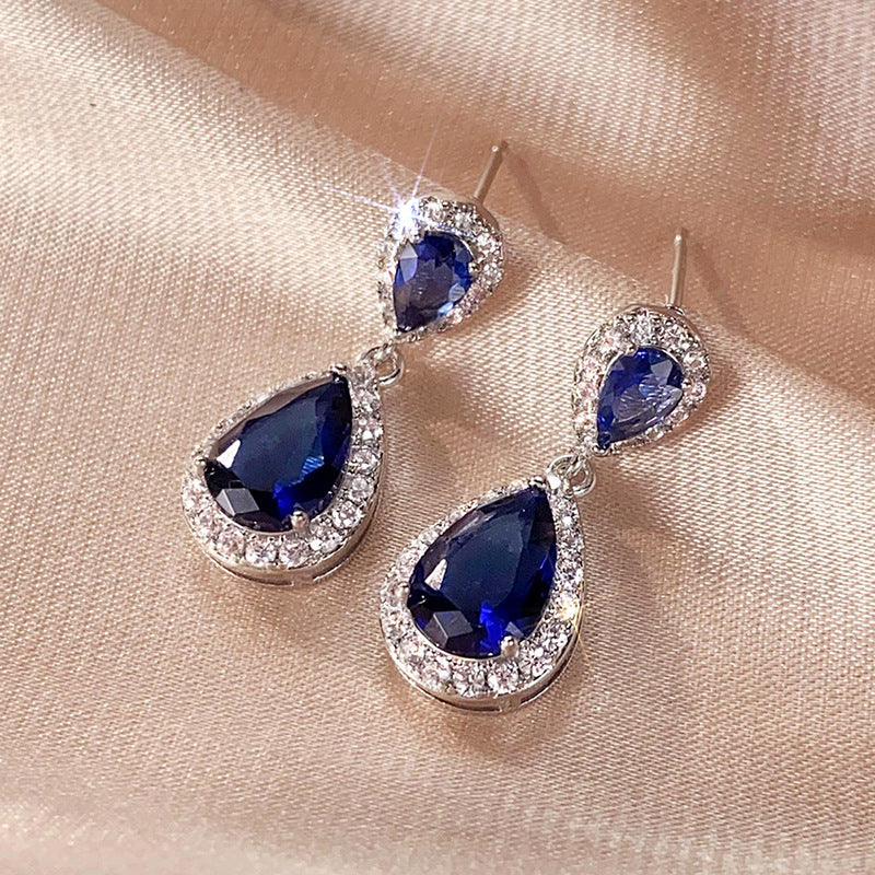 Stunning Earring for Daily Wear