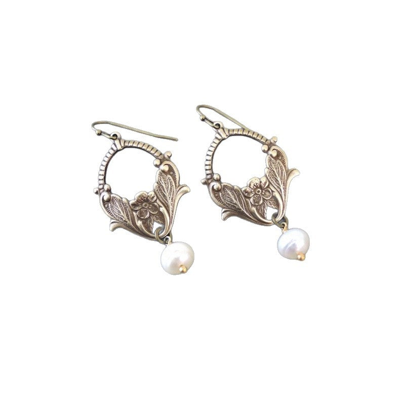 Stunning Earring for Daily Wear