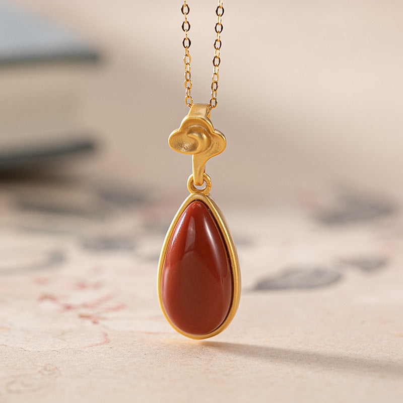 Romantic Gold Pendant for Special Moments