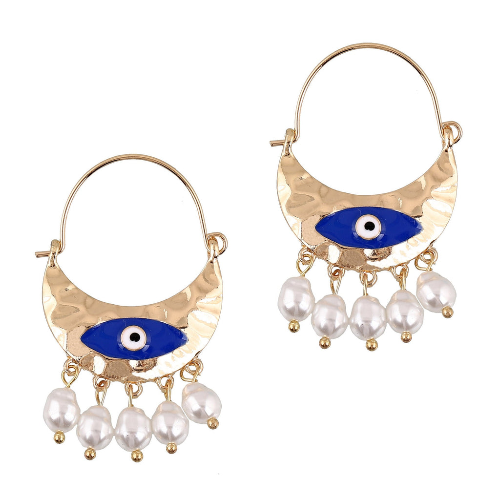 Classic Pearl Earring with Timeless Appeal