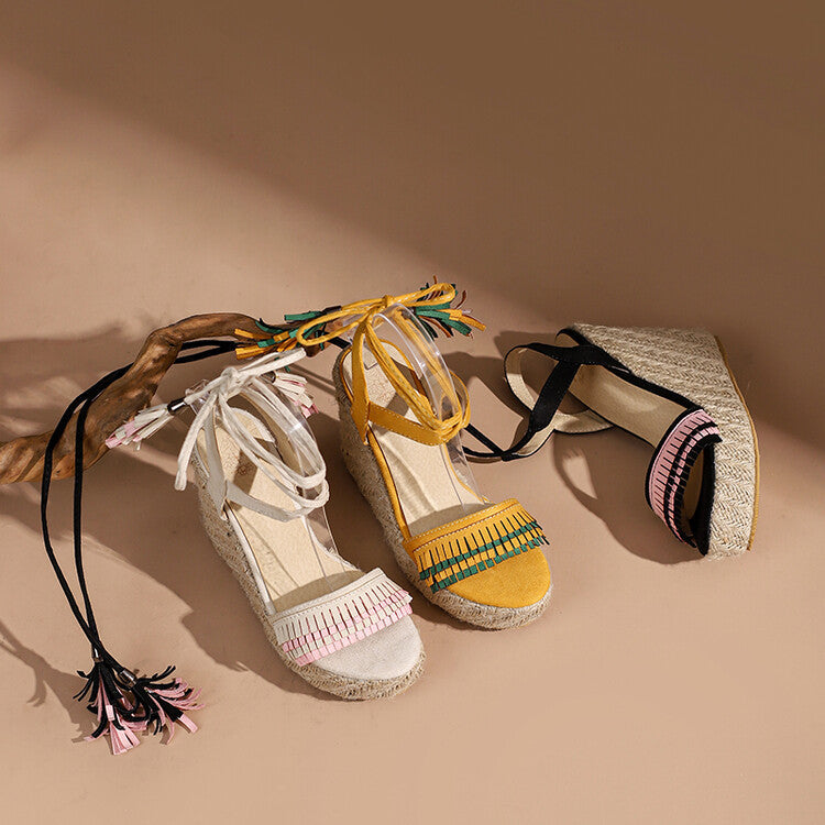 Chic Orthopedic Sandals with Unique Design