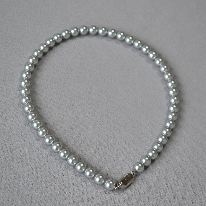 Beautiful Pearl Necklace with Unique Style