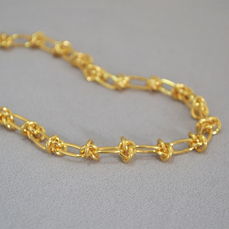 Elegant Gold Necklace for Every Occasion
