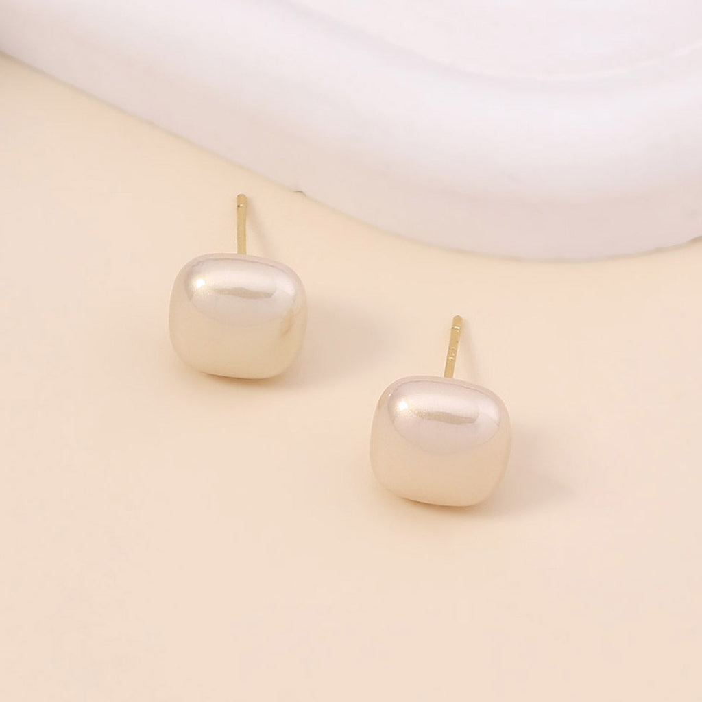 Elegant Pearl Earring for Every Occasion