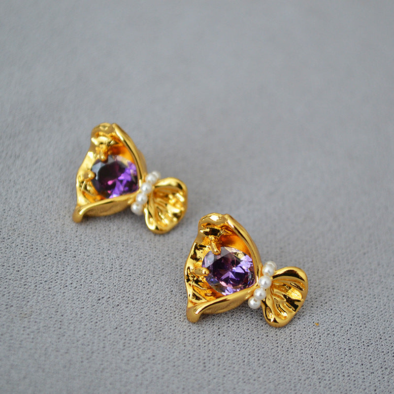 Delicate Artisan Gold Earring