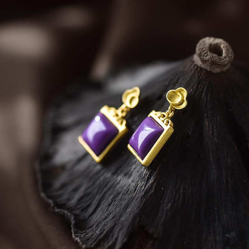 Romantic Silver Earring for Special Moments