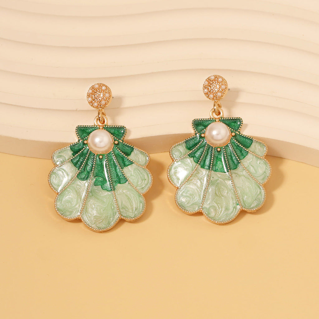 Romantic Pearl Earring for Special Moments