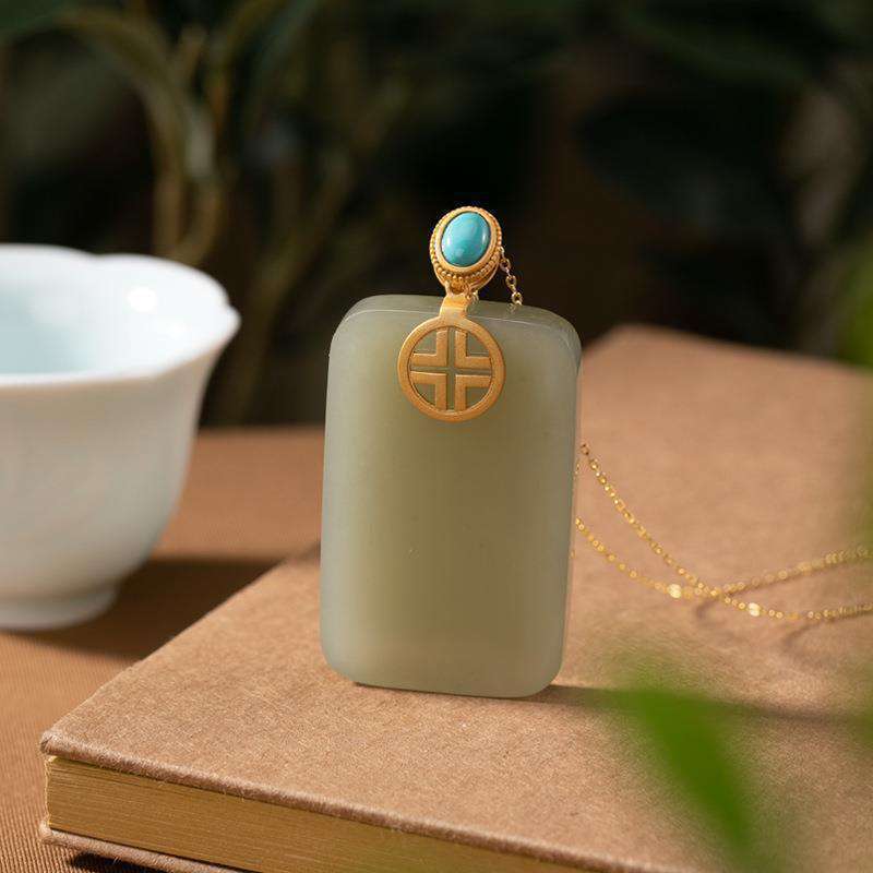 Romantic Pendant for Special Moments