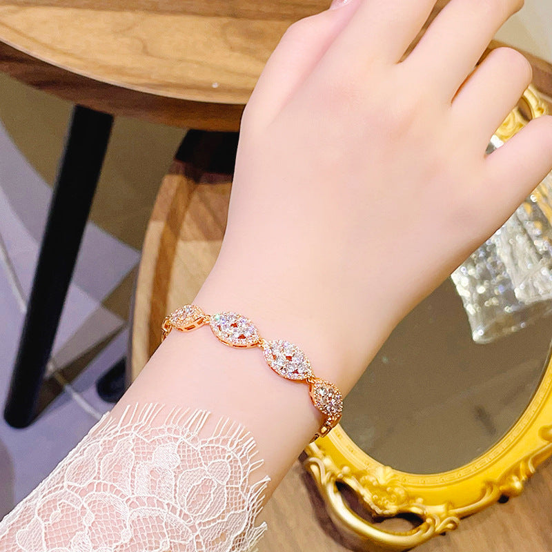 Beautiful Piece with Unique Style