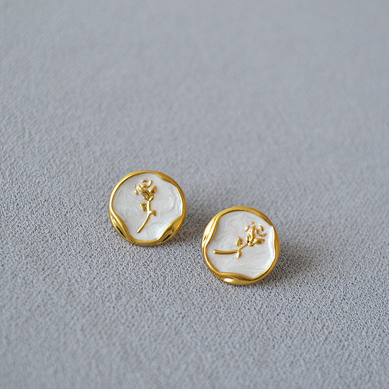 Vintage Handmade Gold Earring
