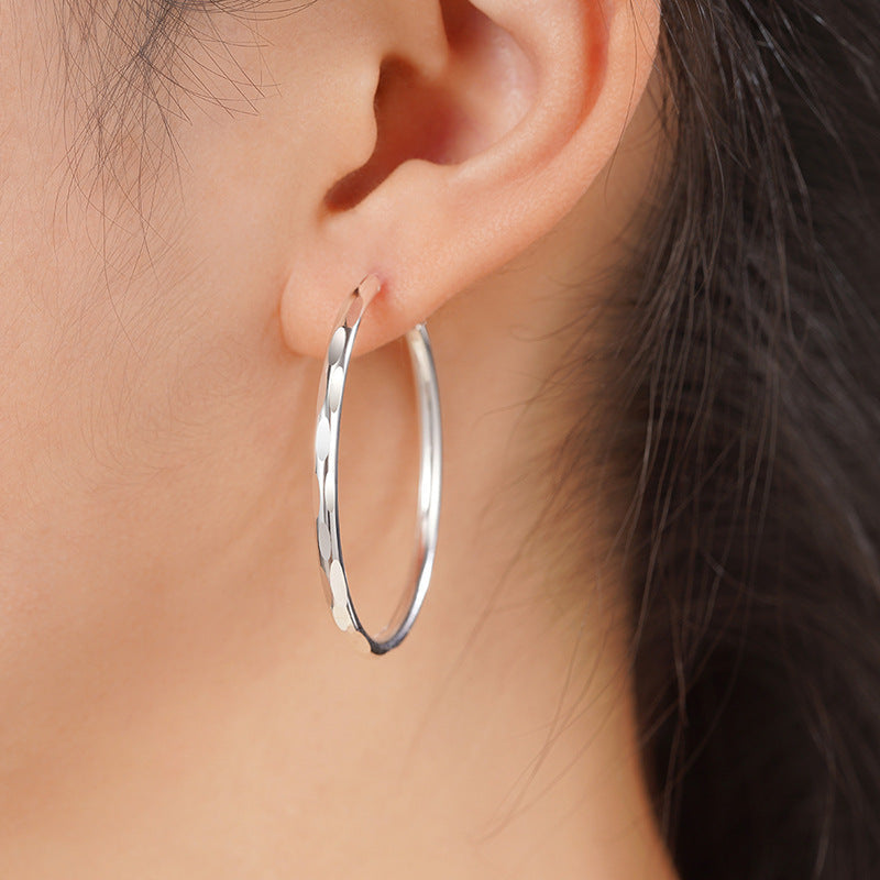 Romantic Earring for Special Moments