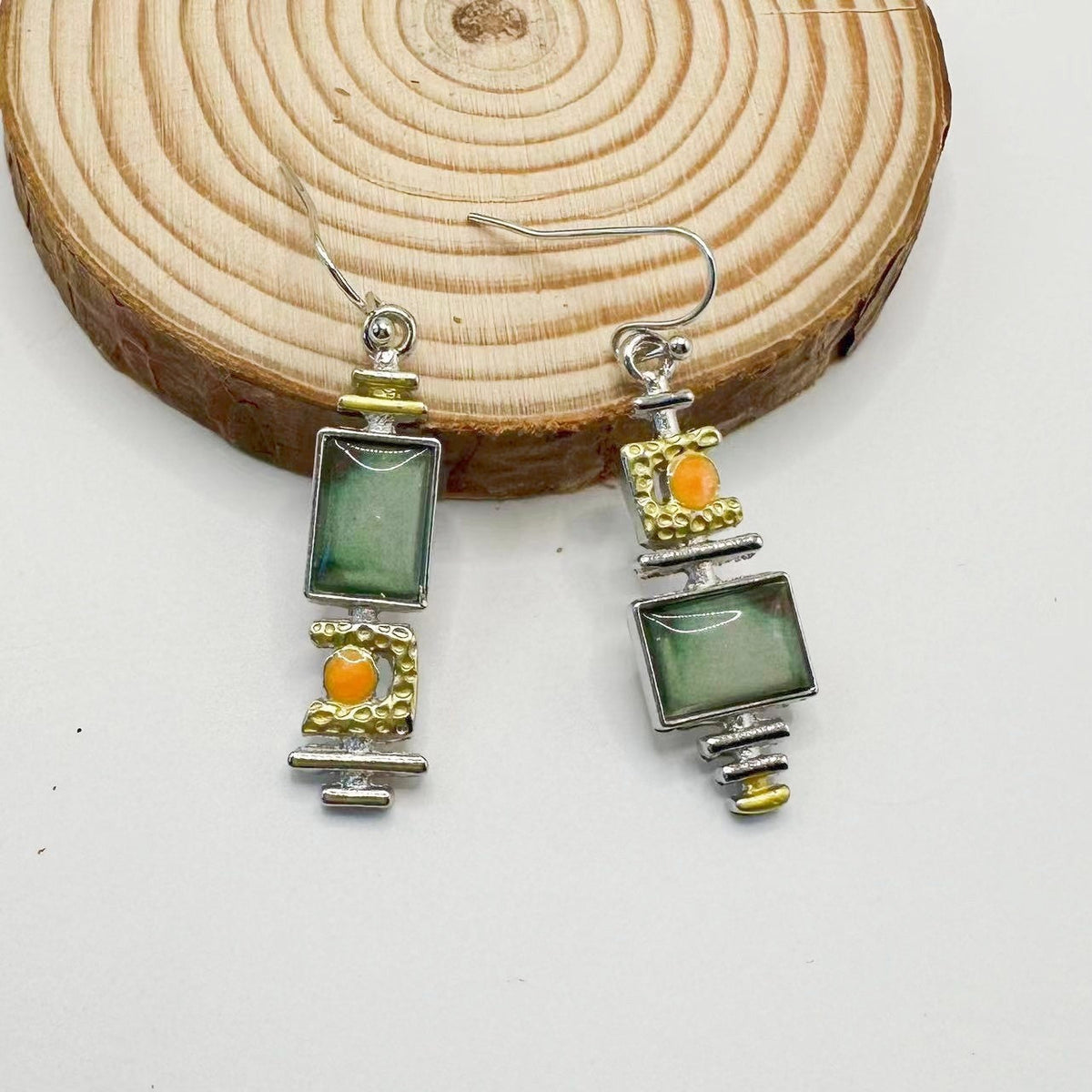 Elegant Earring for Every Occasion