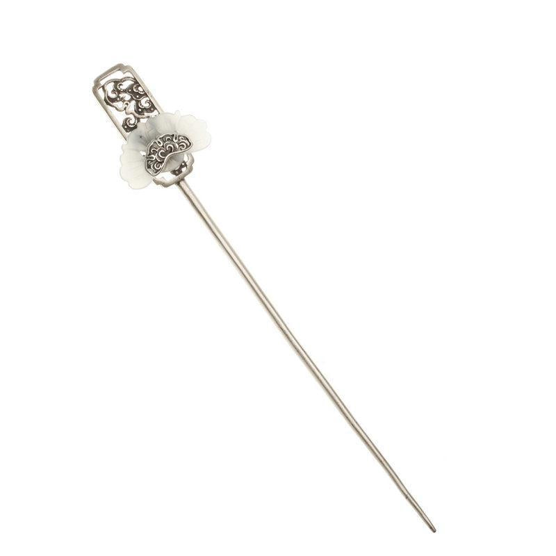 Classic Silver Piece with Timeless Appeal