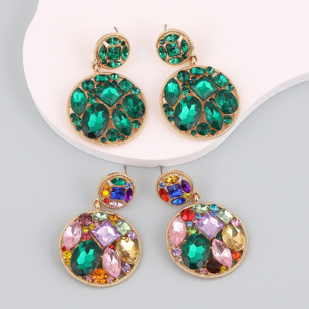 Charming Earring for Any Occasion