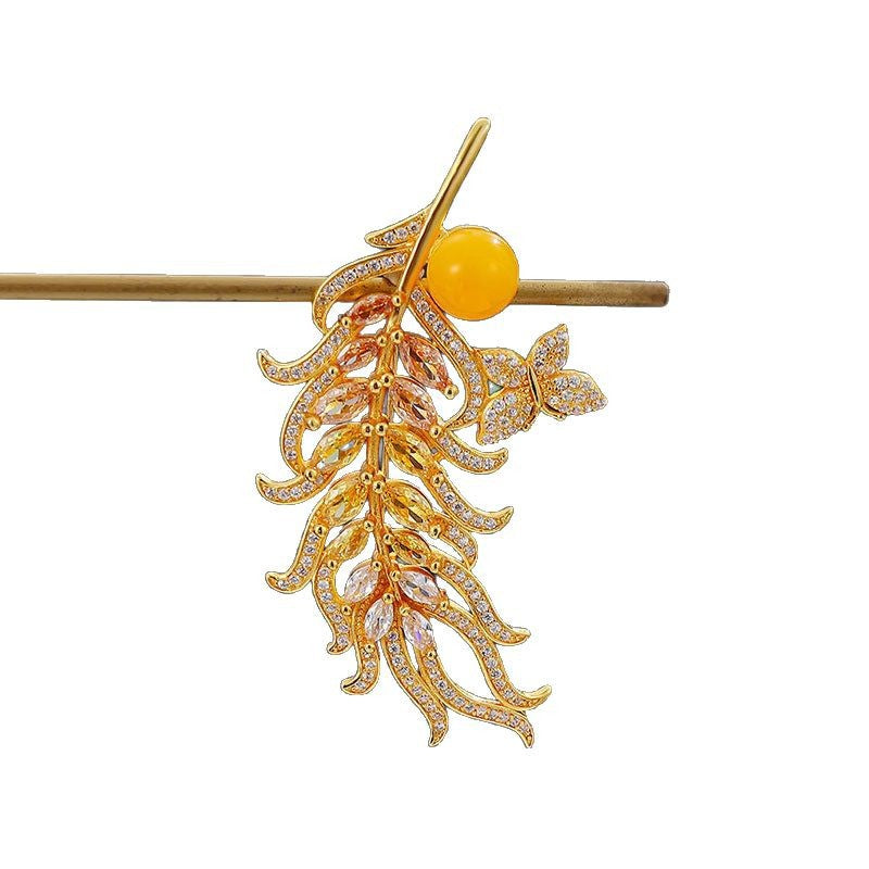 Elegant Gold Piece for Every Occasion