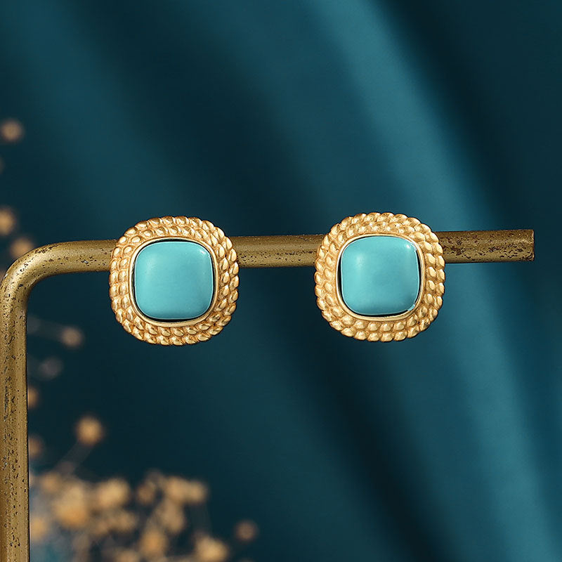 Classic Silver Earring with Timeless Appeal