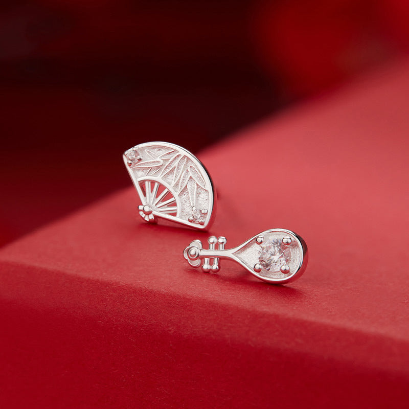 Charming Piece for Any Occasion
