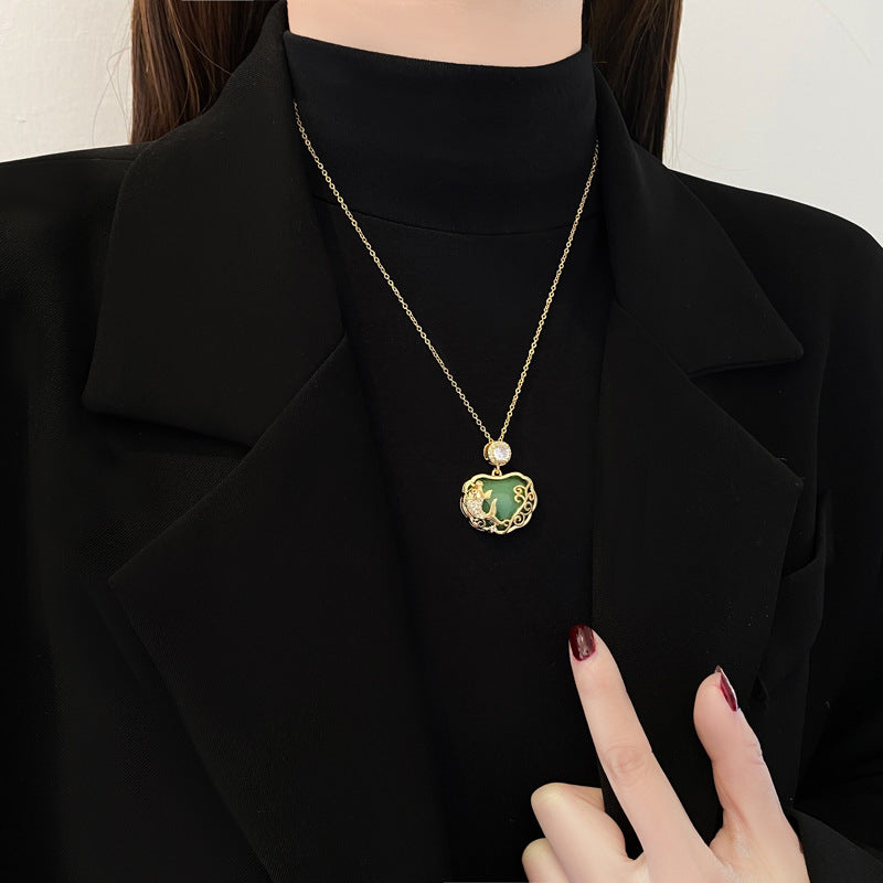 Romantic Necklace for Special Moments